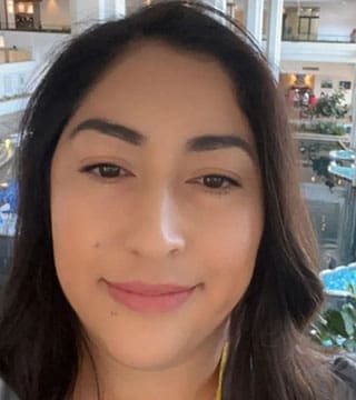 Image of Roxanne Mosqueda